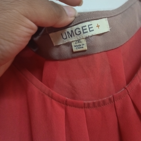🦄 Umgee Coral Cold Shoulder Blouse - Picture 5 of 7